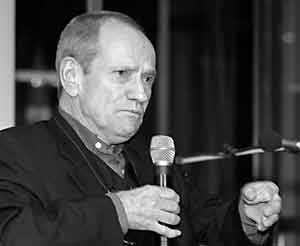 Peter Ensikat (01. 03. 2012)
