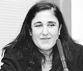 Emine Sevgi &Ouml;zdamar (27. 02. 2003)